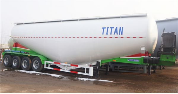 How does a dry bulk cement tank trailer work?